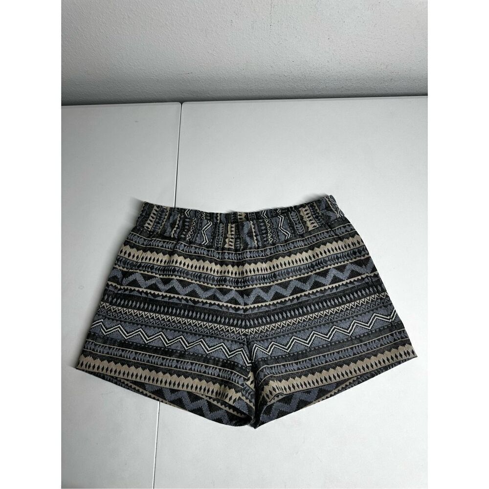 J. Crew Shorts Women's Size 4 Boho Tribal Western Pull On Geometric Pattern